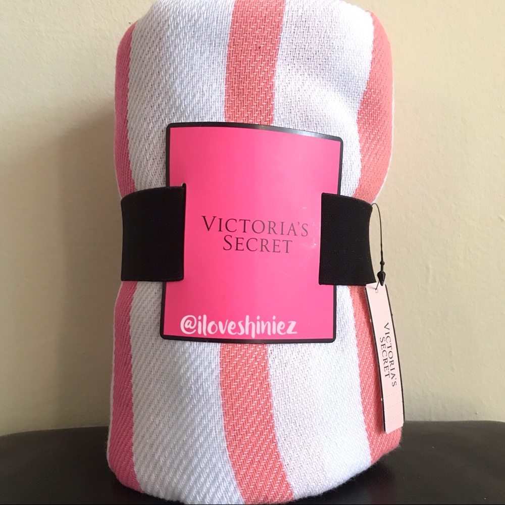 •Victoria's Secret• Beach Blanket